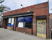Island Aquarium storefront